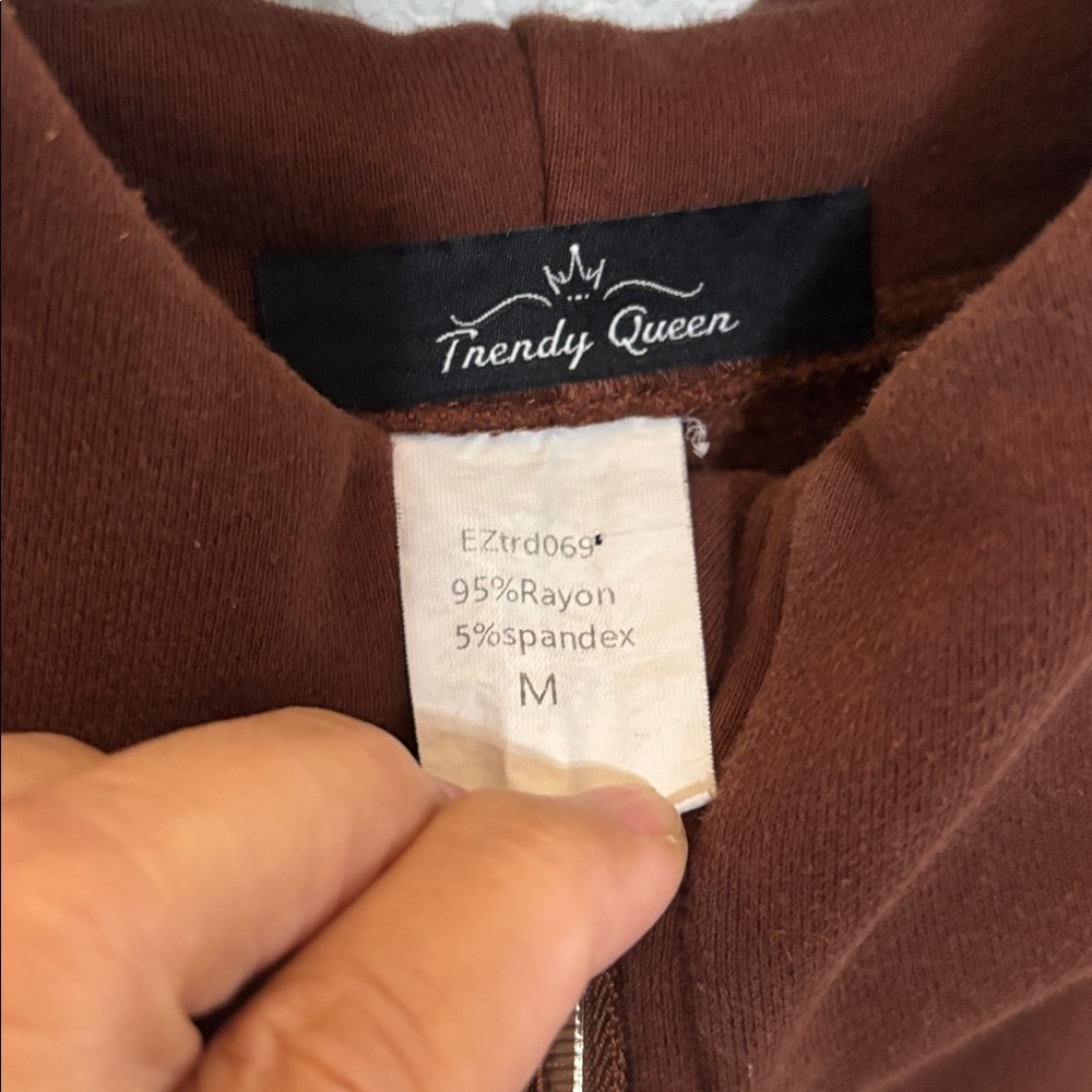 Trendy Queen Scuba Cropped half zip Hoodie Size Medium red brown - Picture 6 of 8